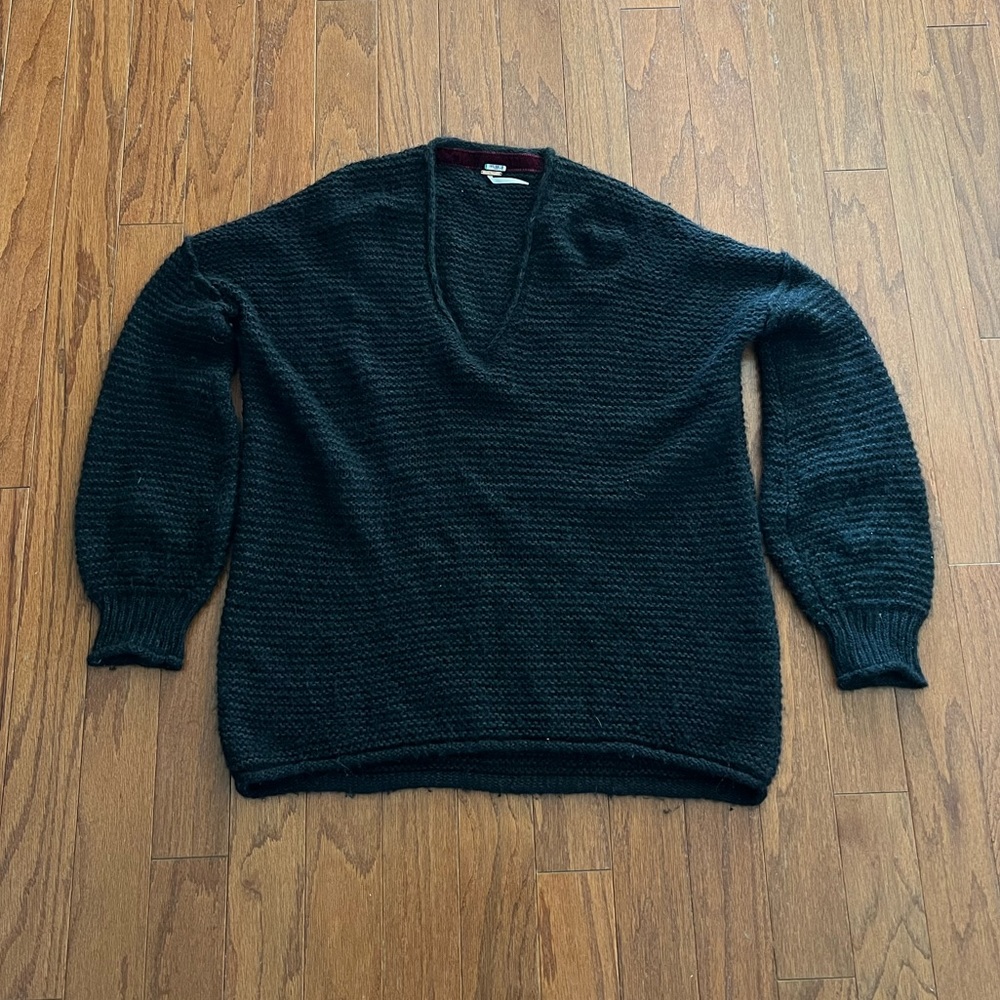 Free People Small Oversized V Neck Sweater